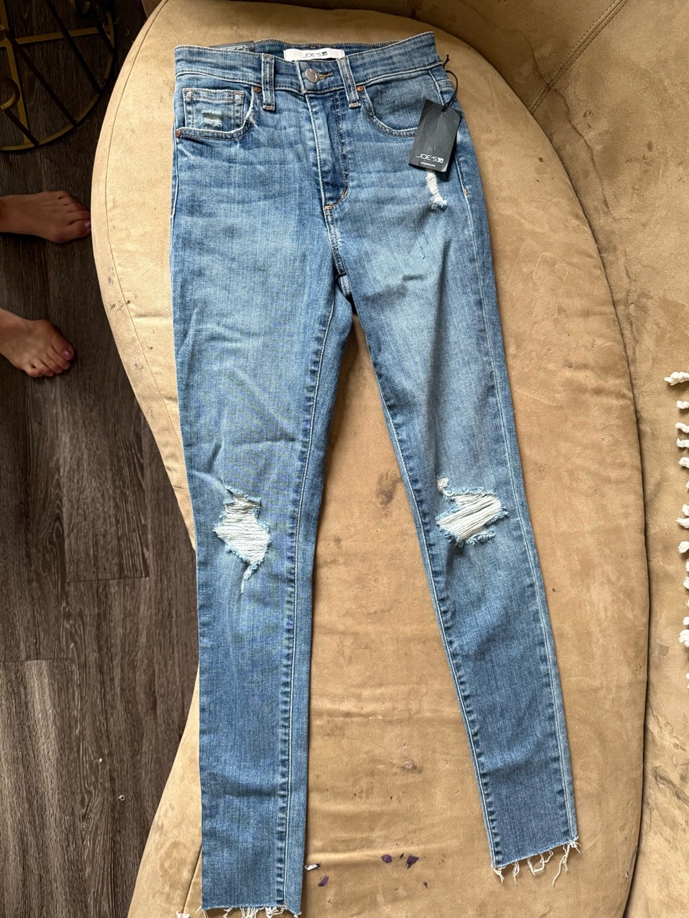Joe's Jeans Skinny High-Rise Jeans in Medium Blue